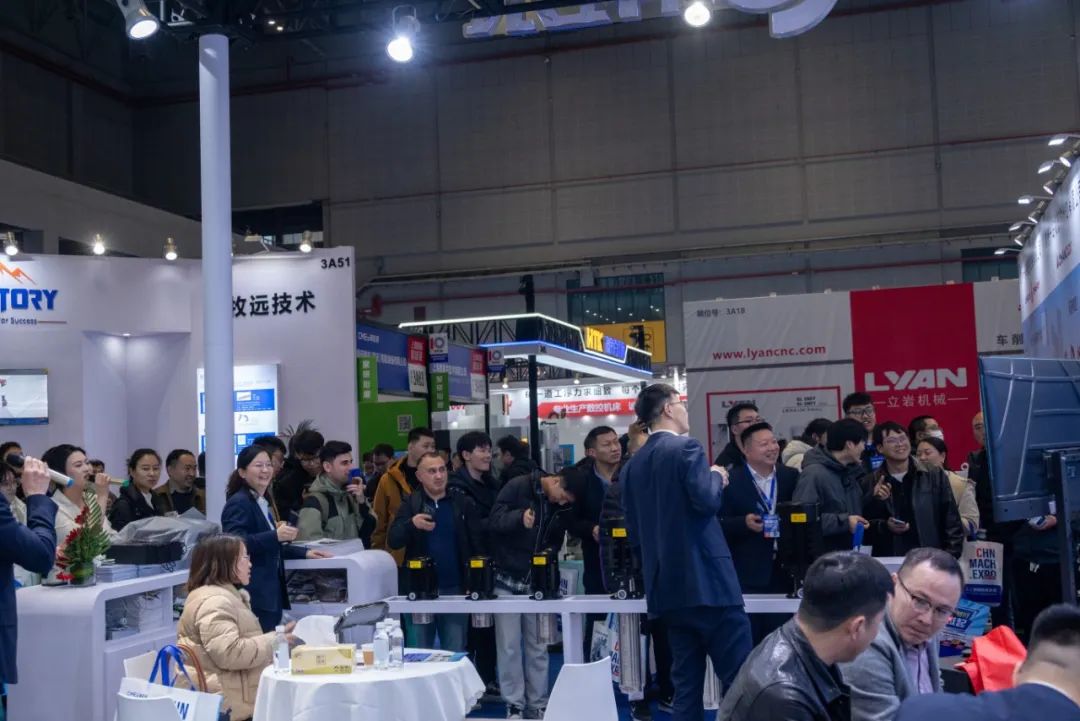 1741308756933597.jpg 640 (10).jpg